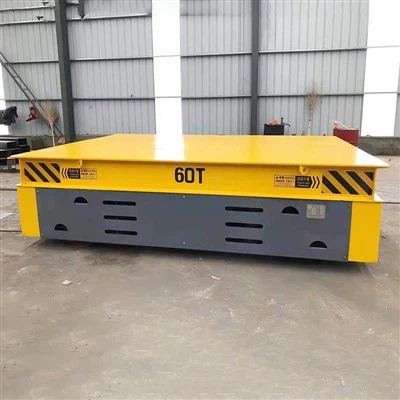 Prenesite voziček na pristanišču